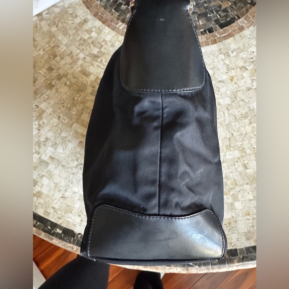 Vintage Prada Semitracolla Tessuto + Vitel Black Shoulder Bag - Picture 6 of 16